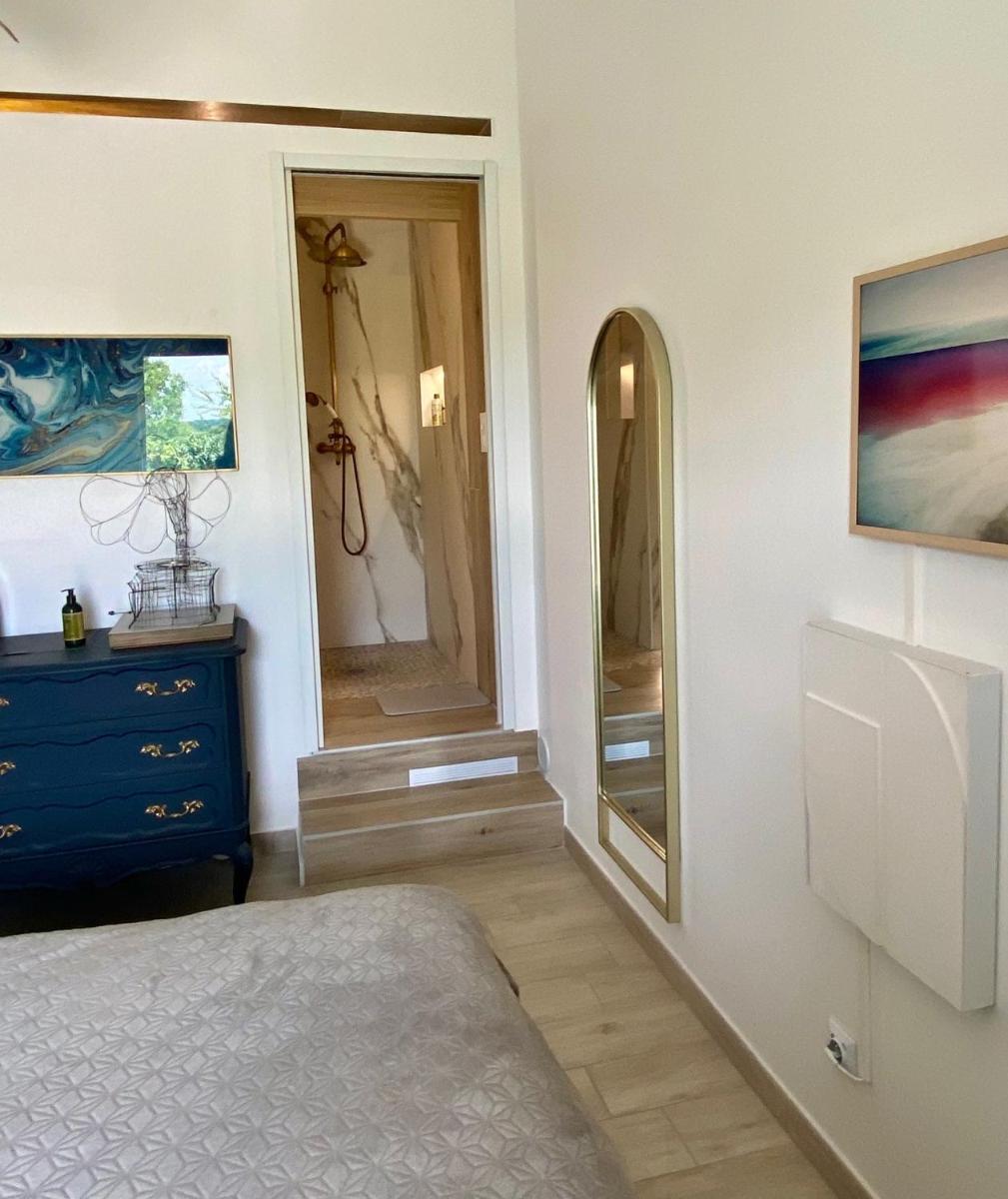 Majoliebriarde-Suite & terrasse privées proche Disneyland Paris - Housity