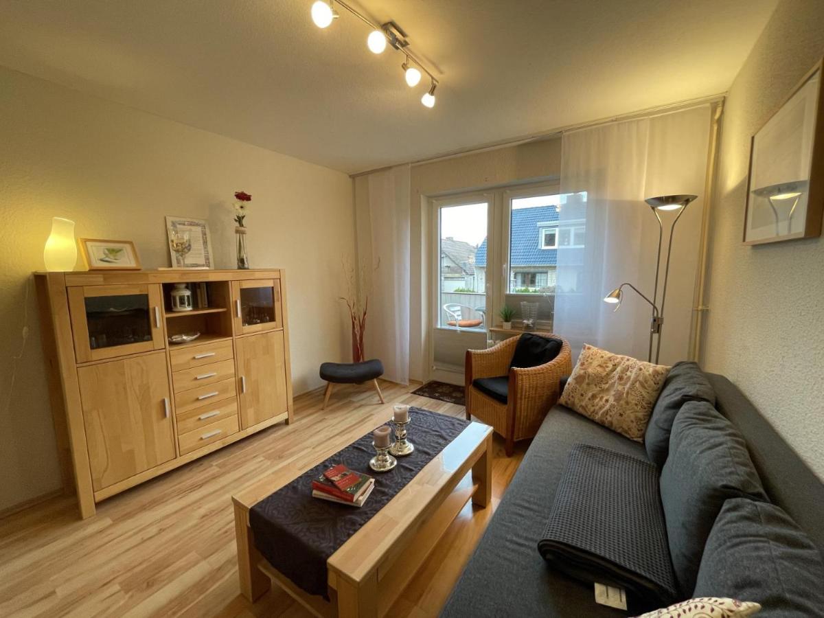 Blauer Blick 12 - Housity