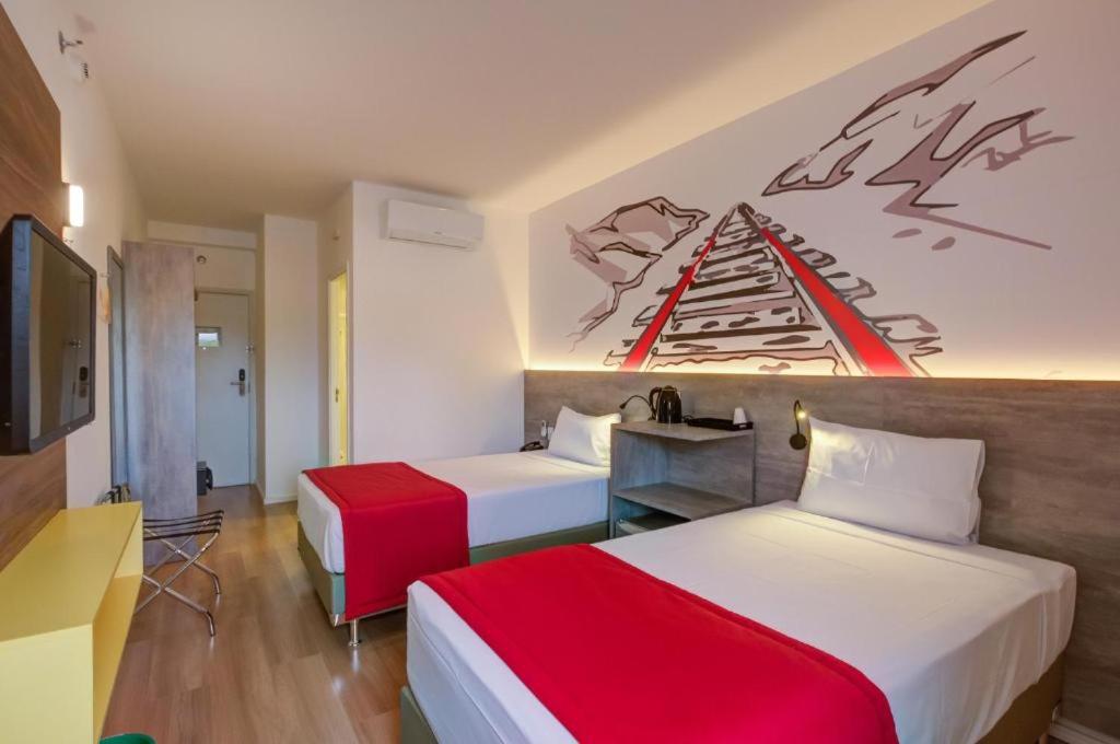 Summit Suítes Hotel Cruzeiro - Housity
