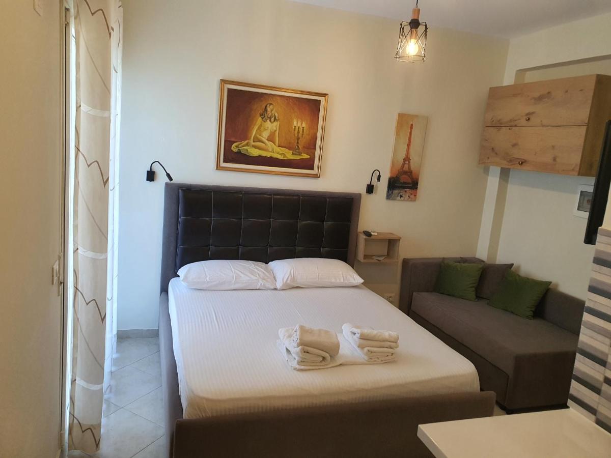 Deni Sea View Apartment - Housity