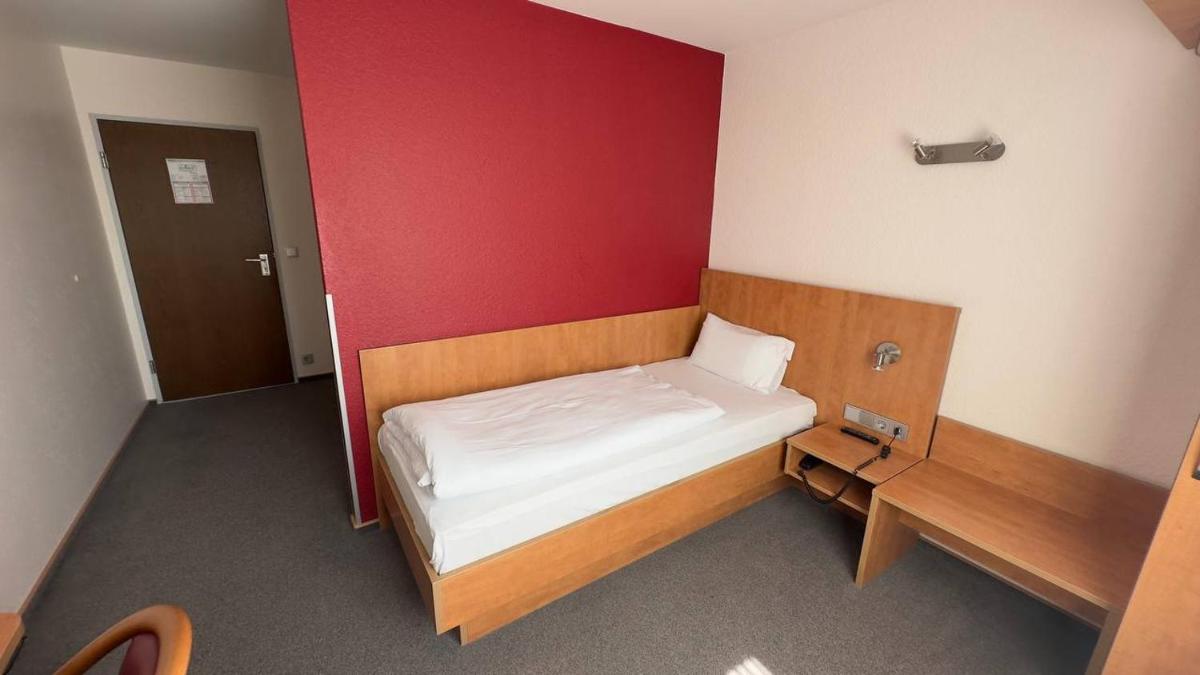 Hotel ISHI INN WOLFSBURG - Housity