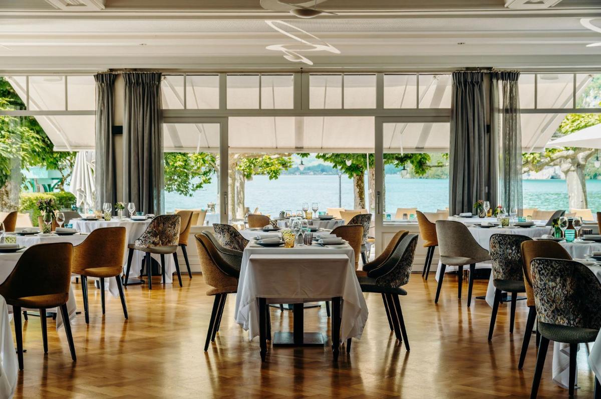 Restaurant ou autre lieu de restauration dans l'établissement Hotel Le Cottage Bise