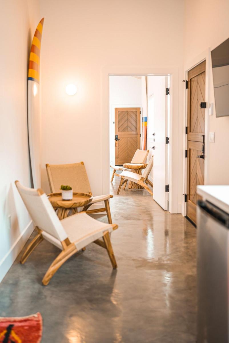 Longboard Studio and Funboard Room includes King Bed and Kitchenette plus King Murphy and Mini Kitchenette - Housity