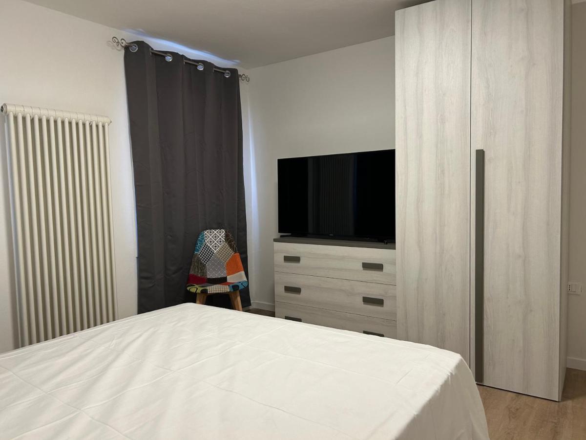 Larocca Tourist Home 4 Valbrenta - Housity
