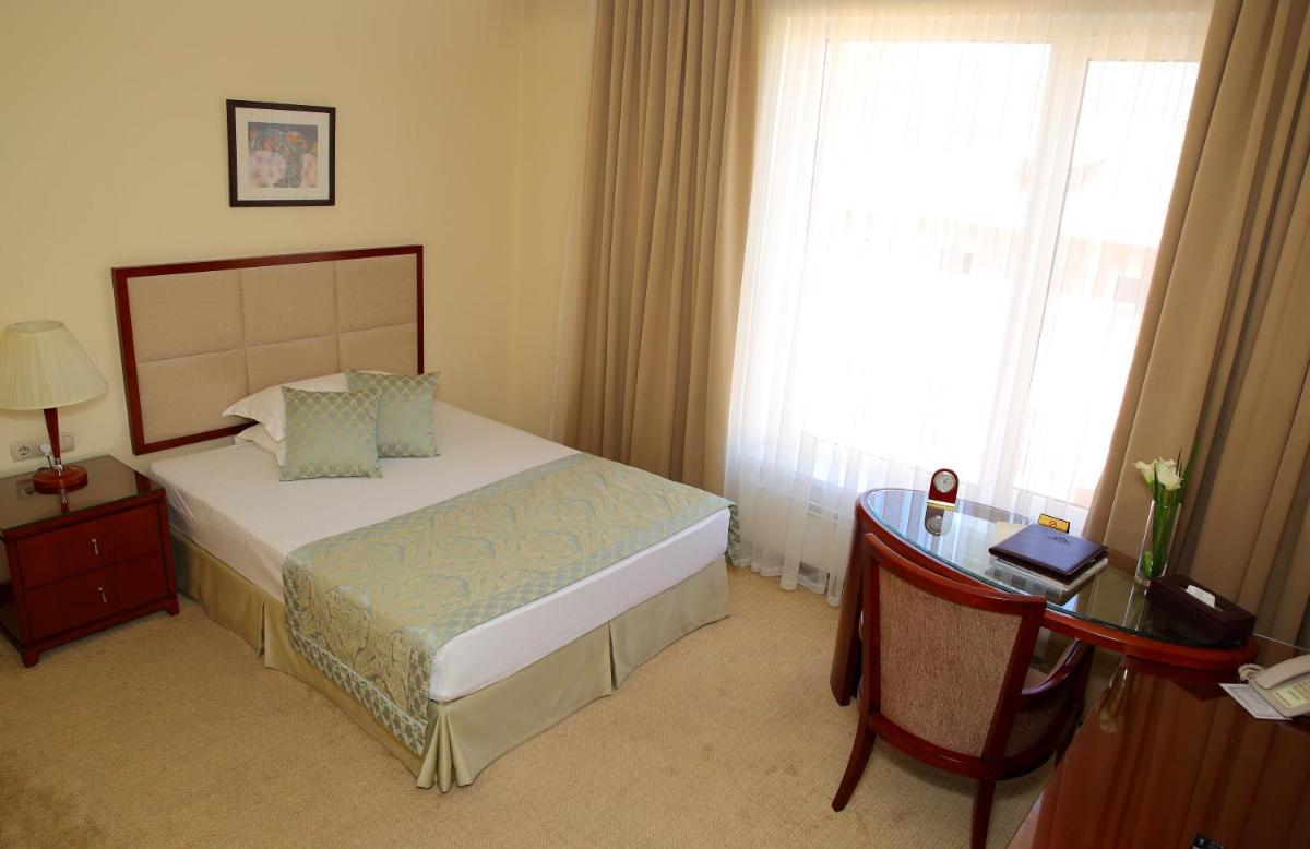 Park Hotel Bishkek - Housity
