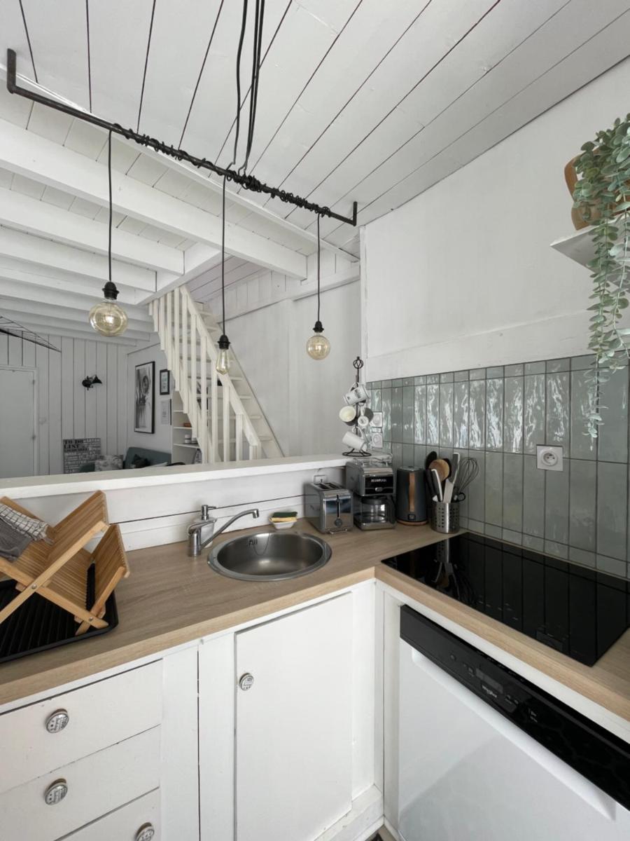 White and Sea Lodge - Housity