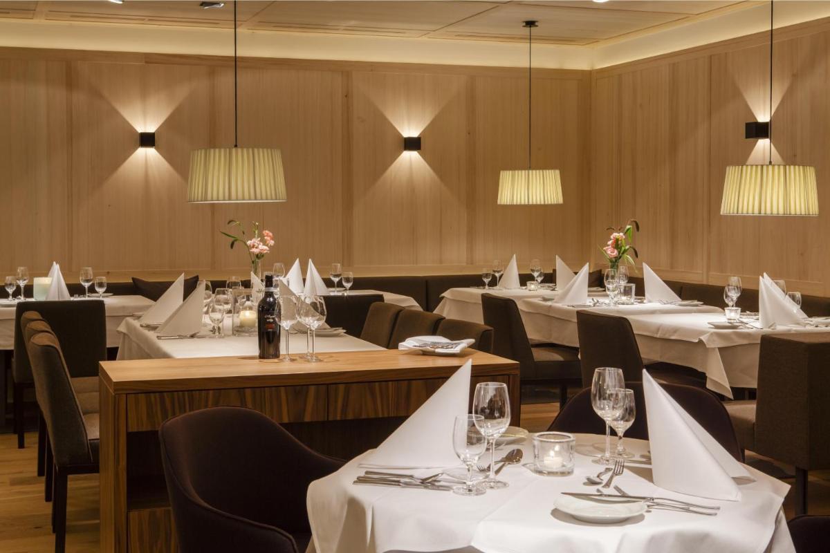 Ein Restaurant oder anderes Speiselokal in der Unterkunft Allgäu Sonne