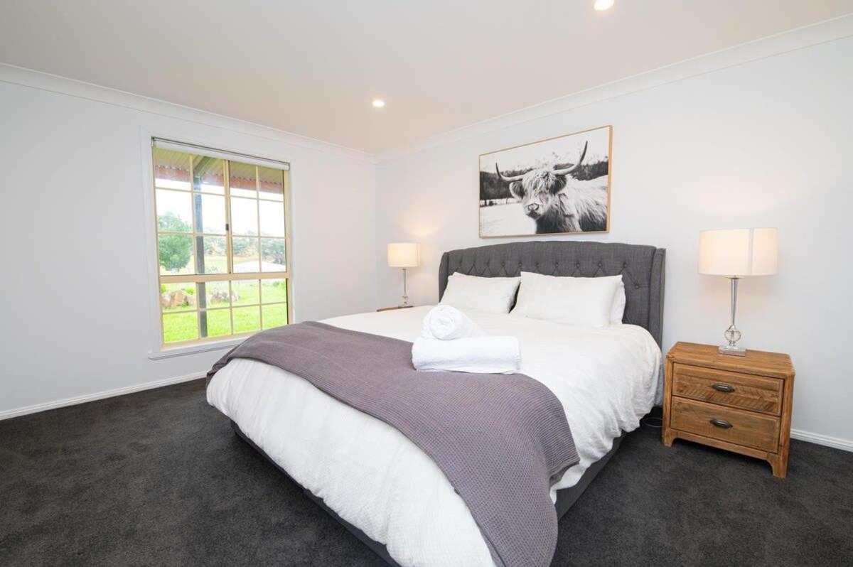 Darcy Brown House Modern Country Escape - Housity