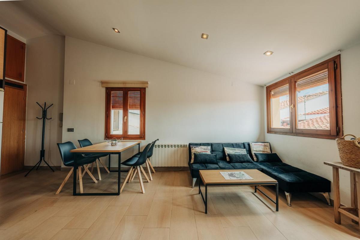 Apartamentos Stetic 2 - Housity