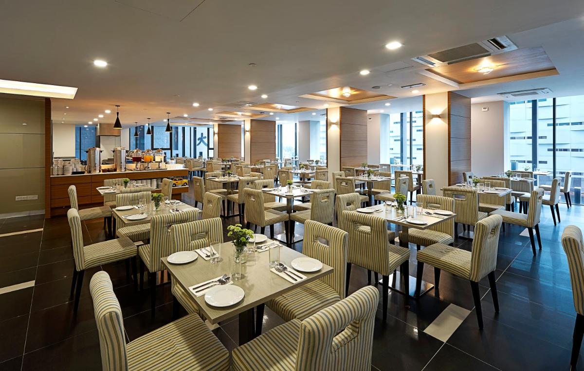 Hotel Transit Kuala Lumpur - Housity