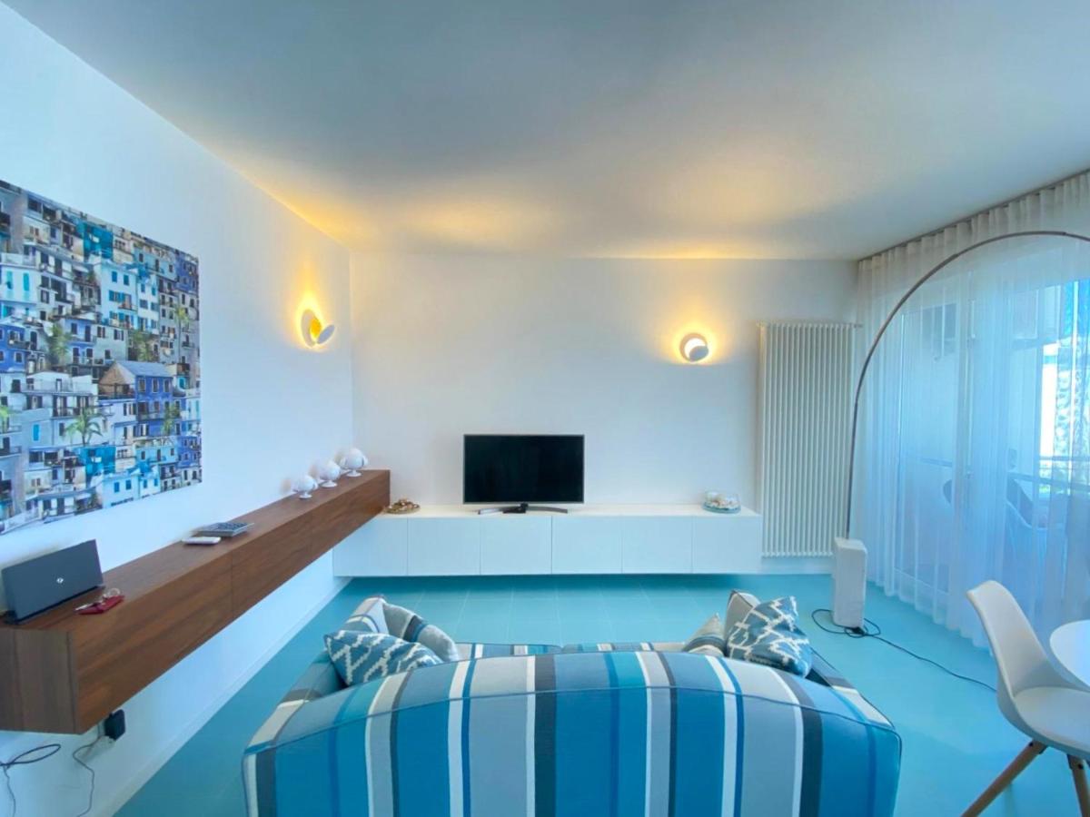 V12 Apartments Puglia Polignano a Mare - Hizvo