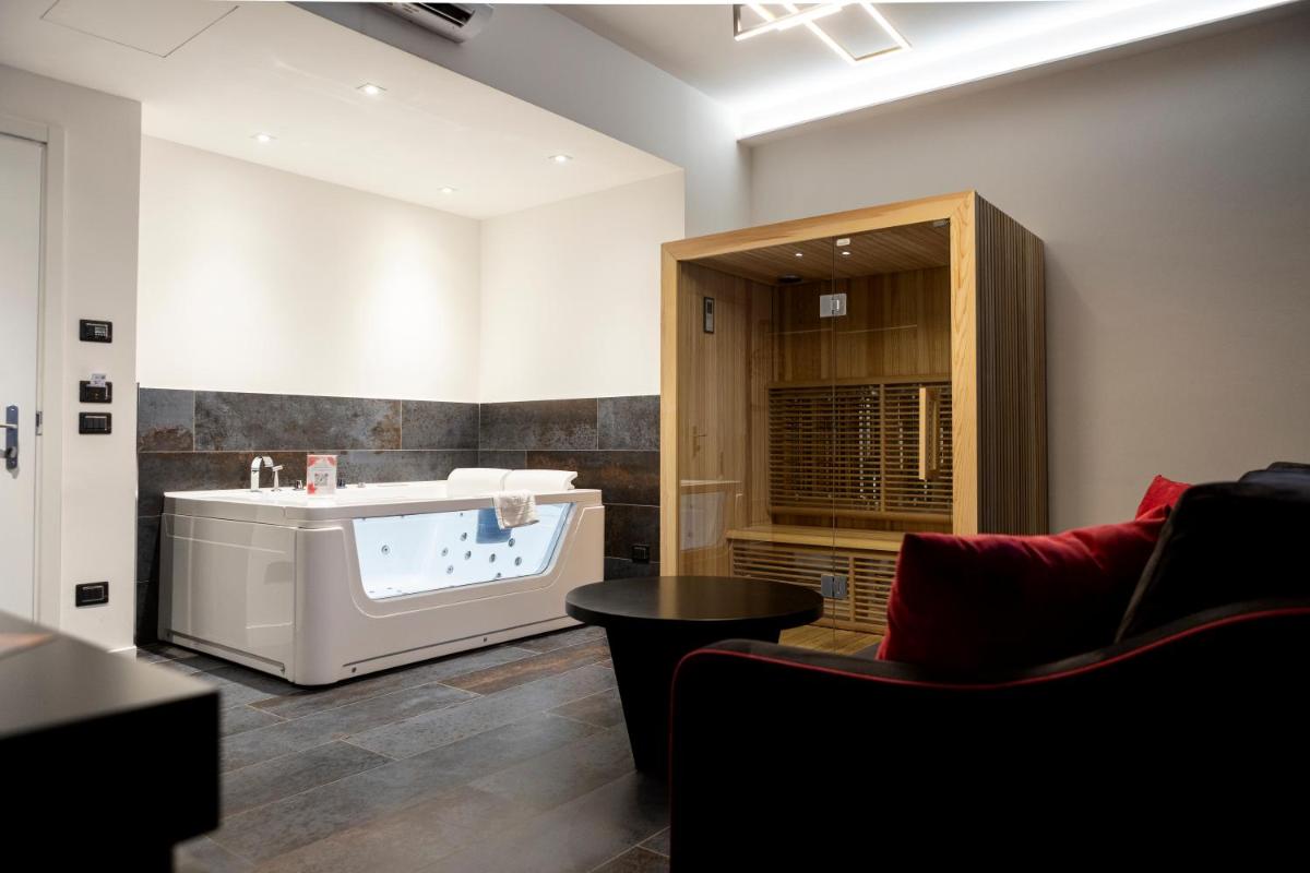 My Suite Hotel - Housity