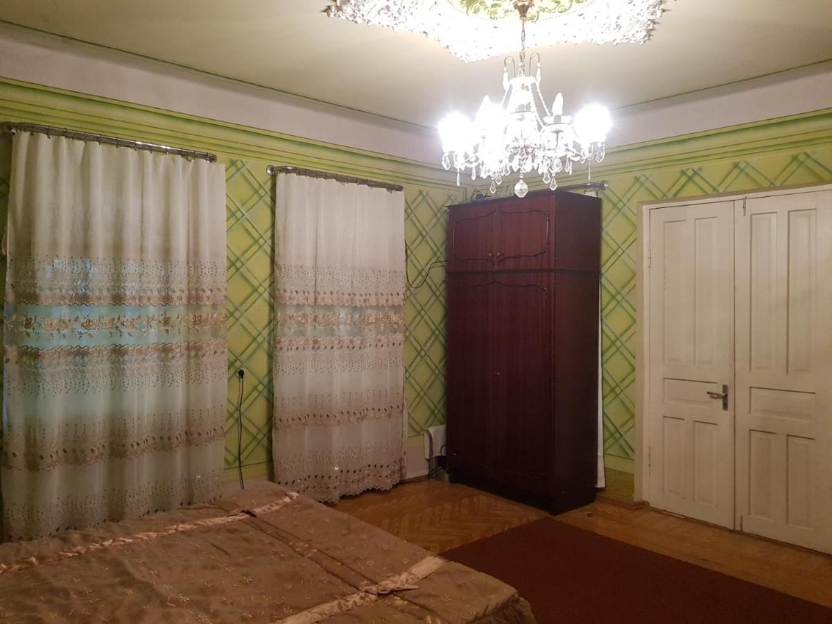 Tkhibuli guest house - Housity