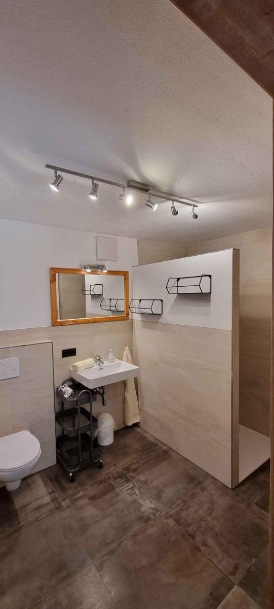 Serner am See - Housity