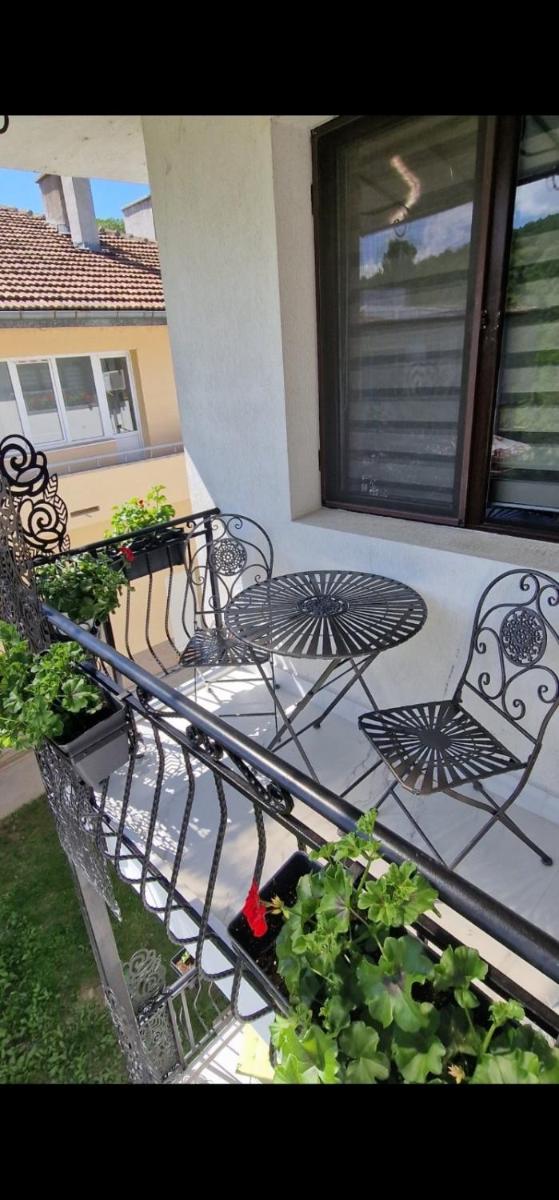 Z-apartment in Tryavna - Hizvo