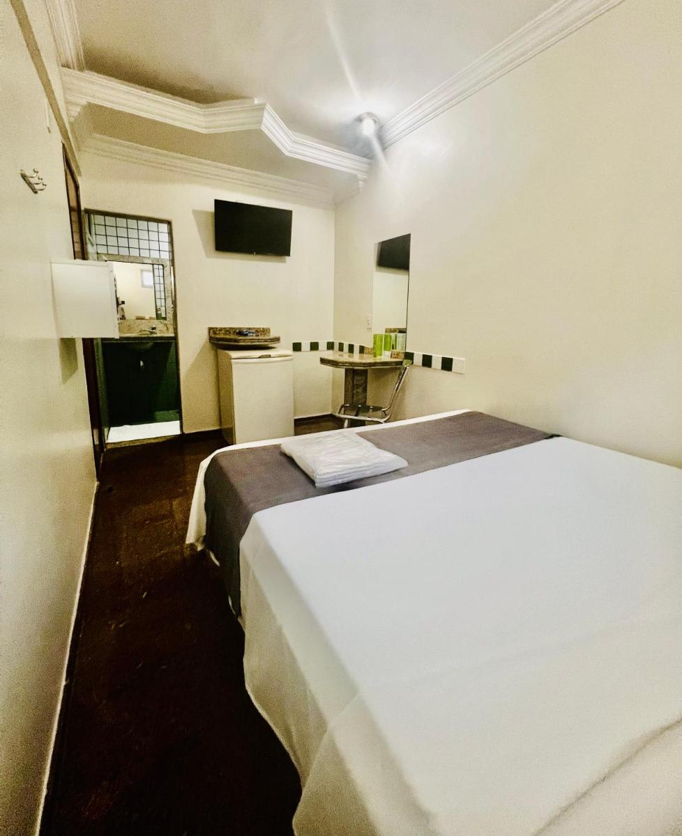 Hotel Buriti Stop - Housity