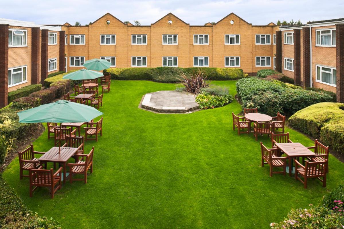 Holiday Inn Chester South, an IHG Hotel - Housity