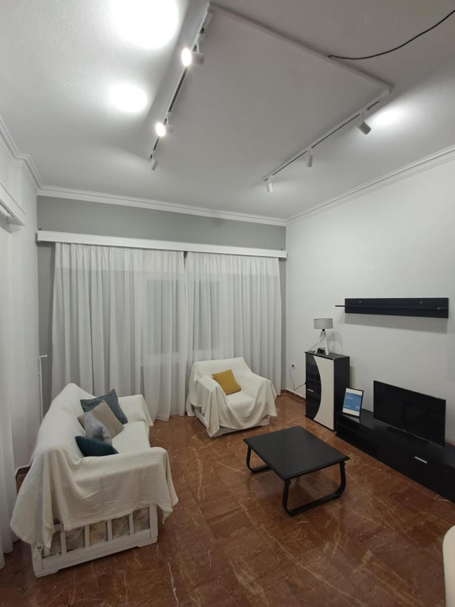 Adriani Apts - Housity