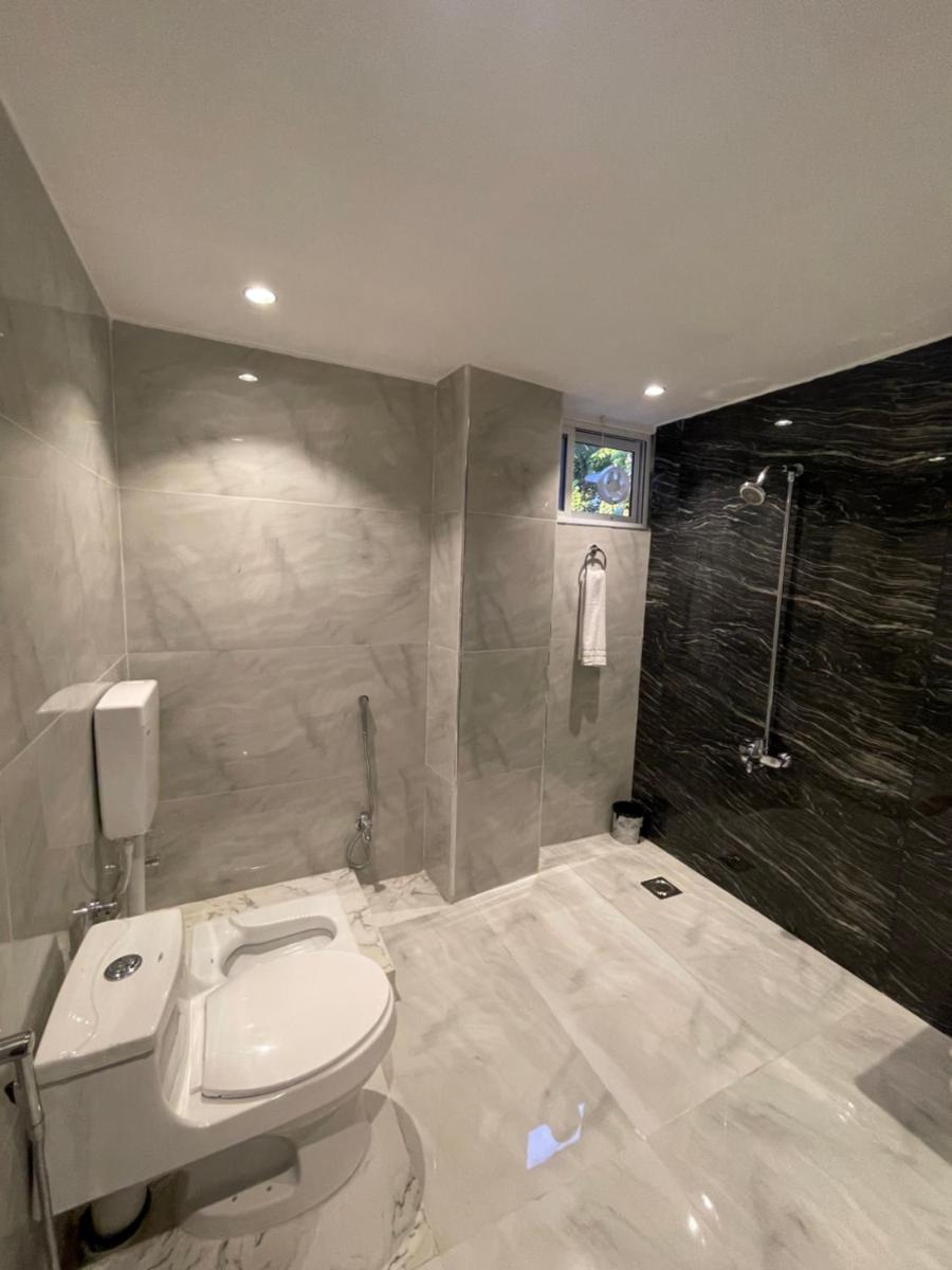 Hamdan Hotel and Resort - Housity