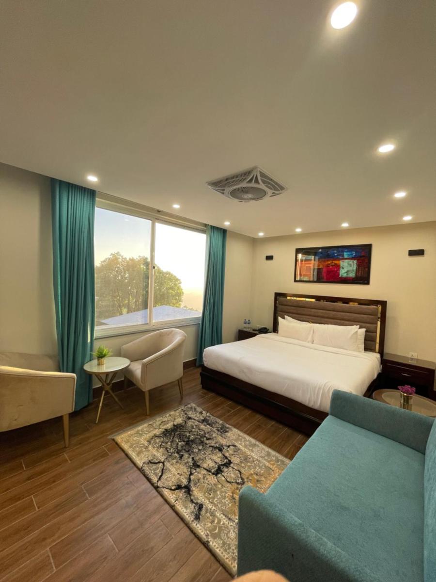 Hamdan Hotel and Resort - Housity