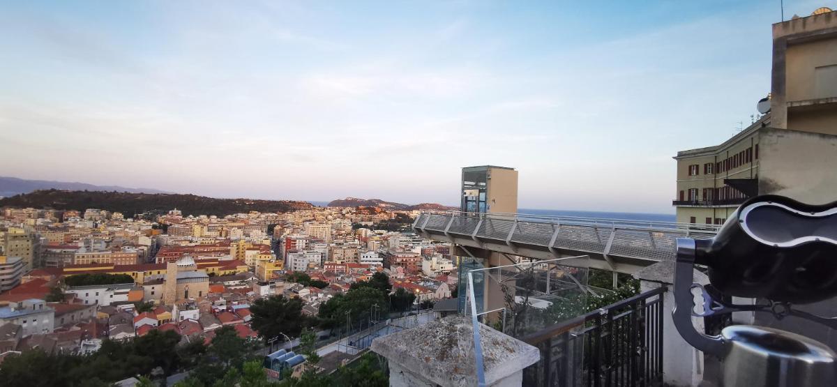 Cagliari Suites Castello - Housity