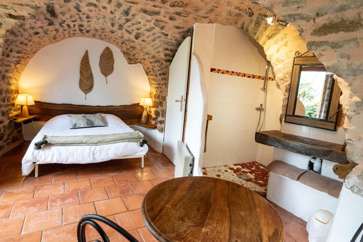 Le Pailler Chambres D'hôtes Restaurant Gîte piscine & spa - Housity