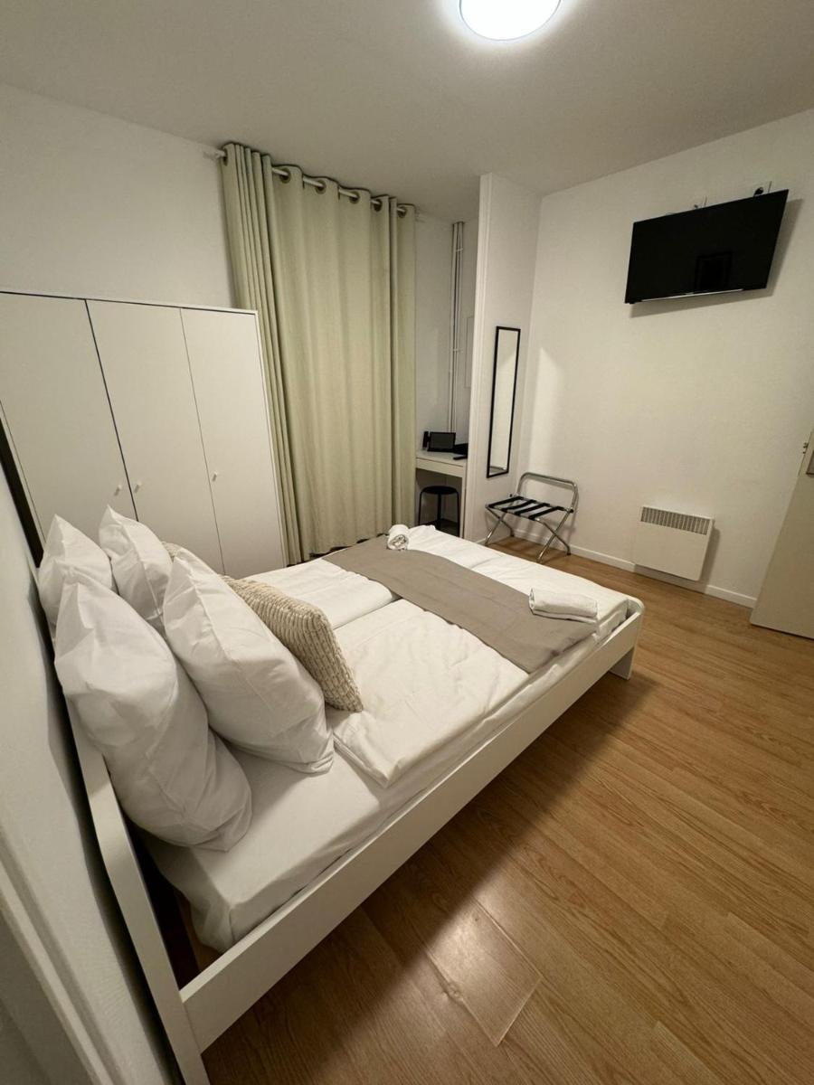 ETOILES DE MANTES - Housity
