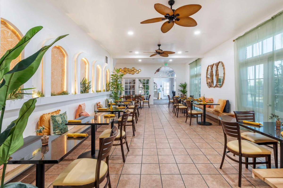 Best Western Plus Hill House - Housity