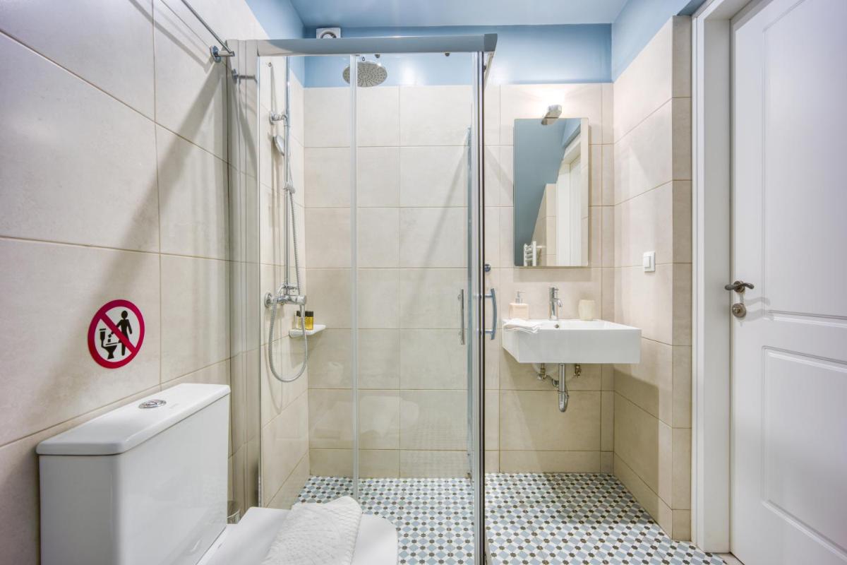 Bentzi...Boutique Apartment 1, Classic Double with kitchenette, 2 Guests - Housity