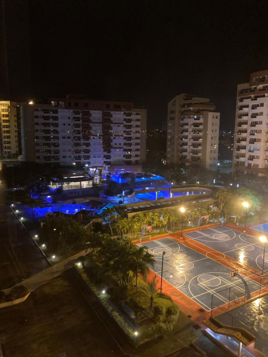 Departamento 4 habitaciones 12 personas vista al mar 8vo piso Playa Almendro - Housity