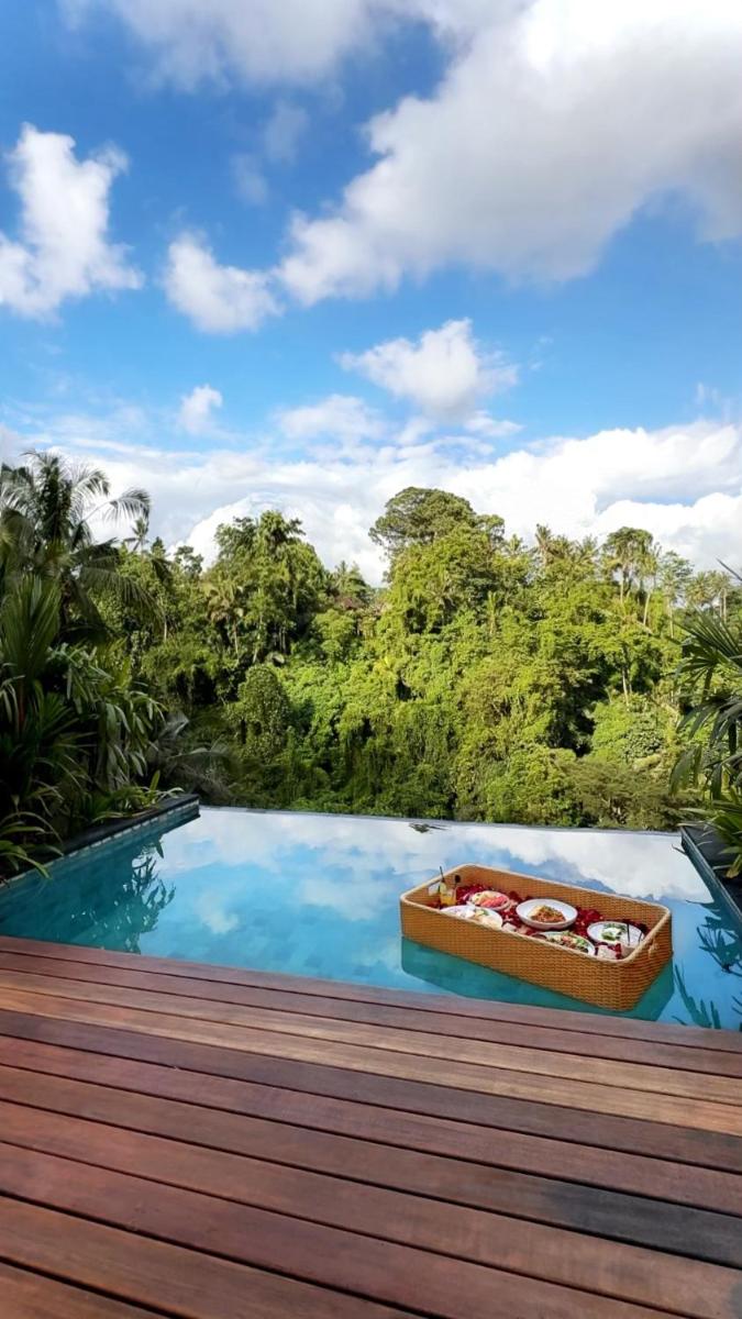 The Clifton Ubud Valley Villas - Housity