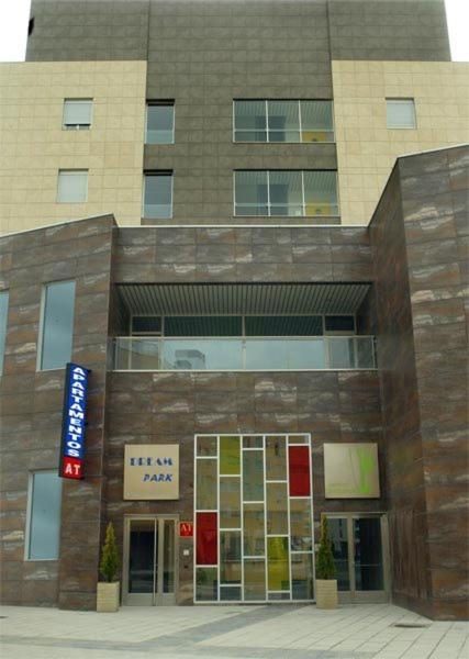 Apartamentos Dream Park - Housity