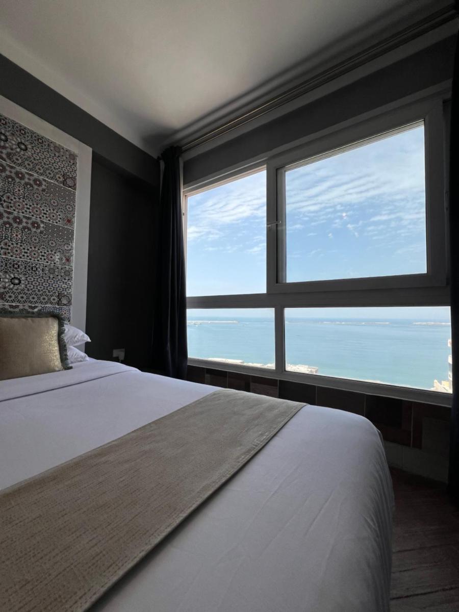 Downtown Sea View Suites - Housity