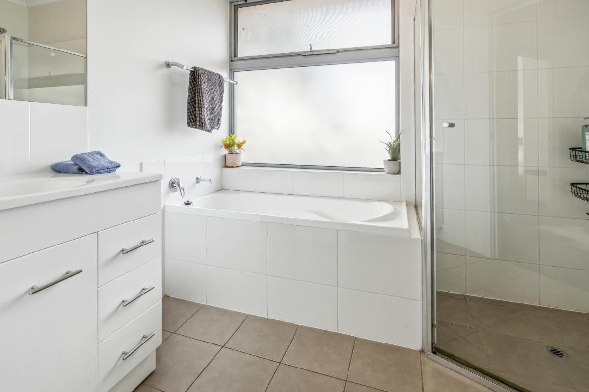 Churchill Condo - Housity