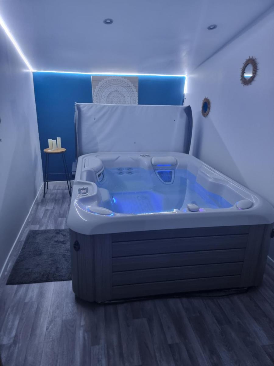 Dépendance Spacieuse & Cosy Entre et Mer avec Spa - Housity