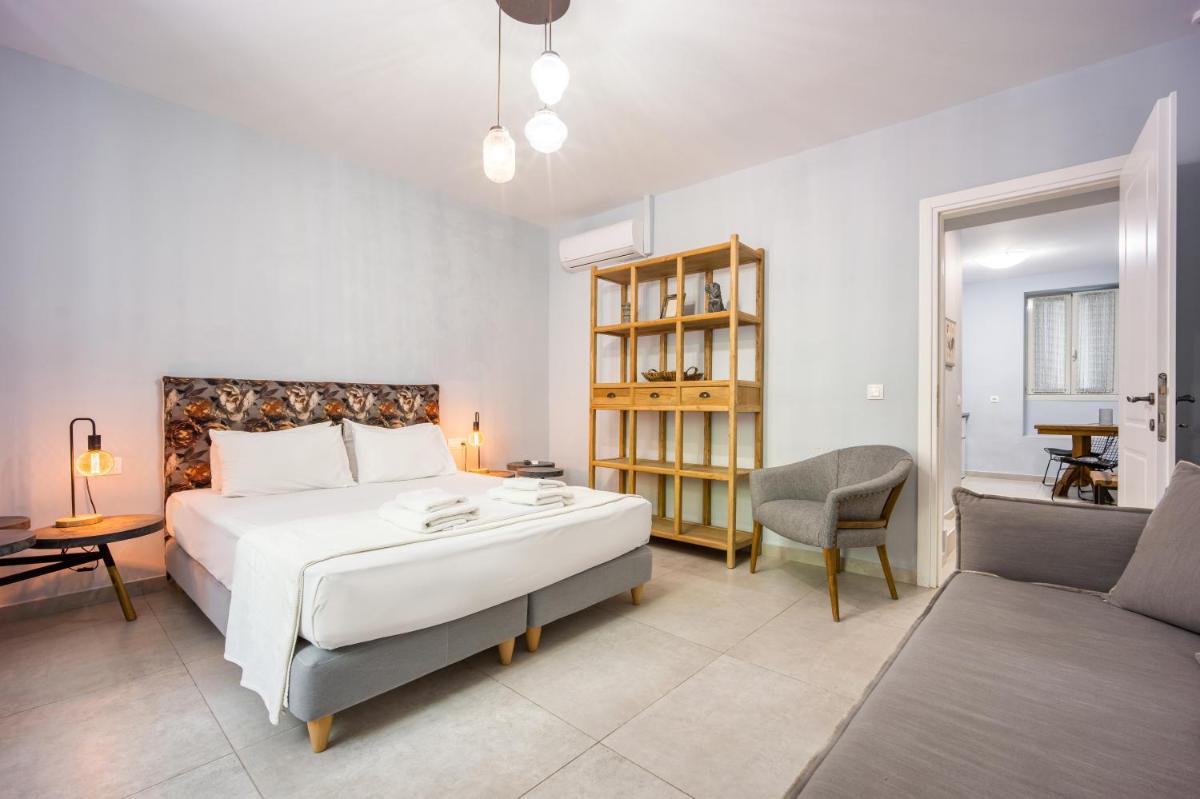 Bentzi...Boutique Apartment in Pangrati, Superior Suite (2) for 4 guests - Housity