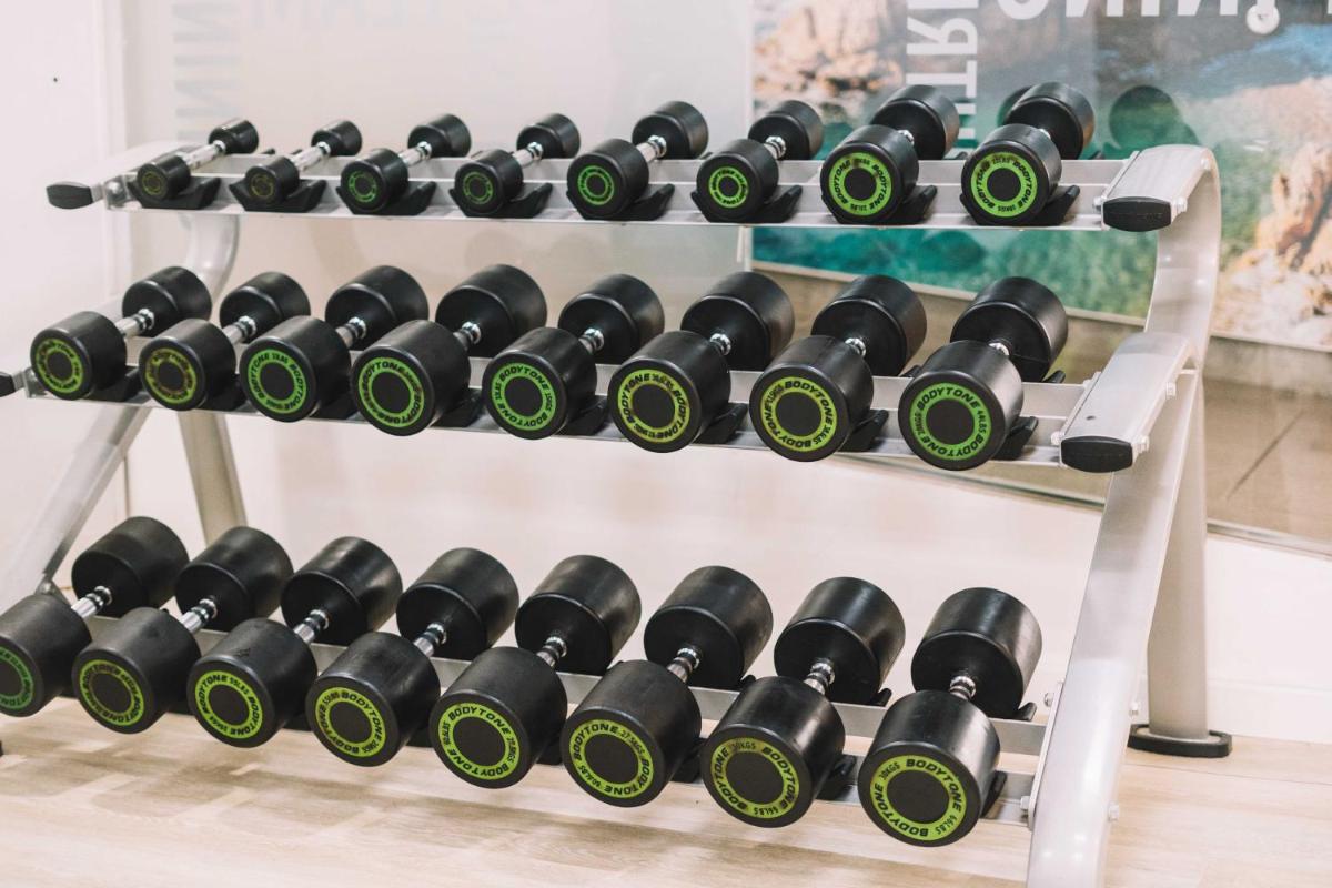 Gimnasio o instalaciones de fitness de Neptuno Hotel & SPA 4 Sup