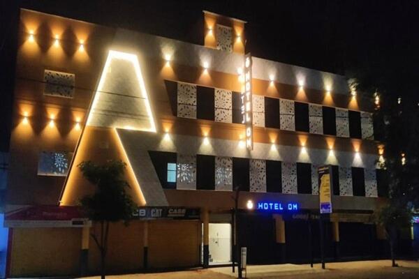 HOTEL OM, Betul - Housity