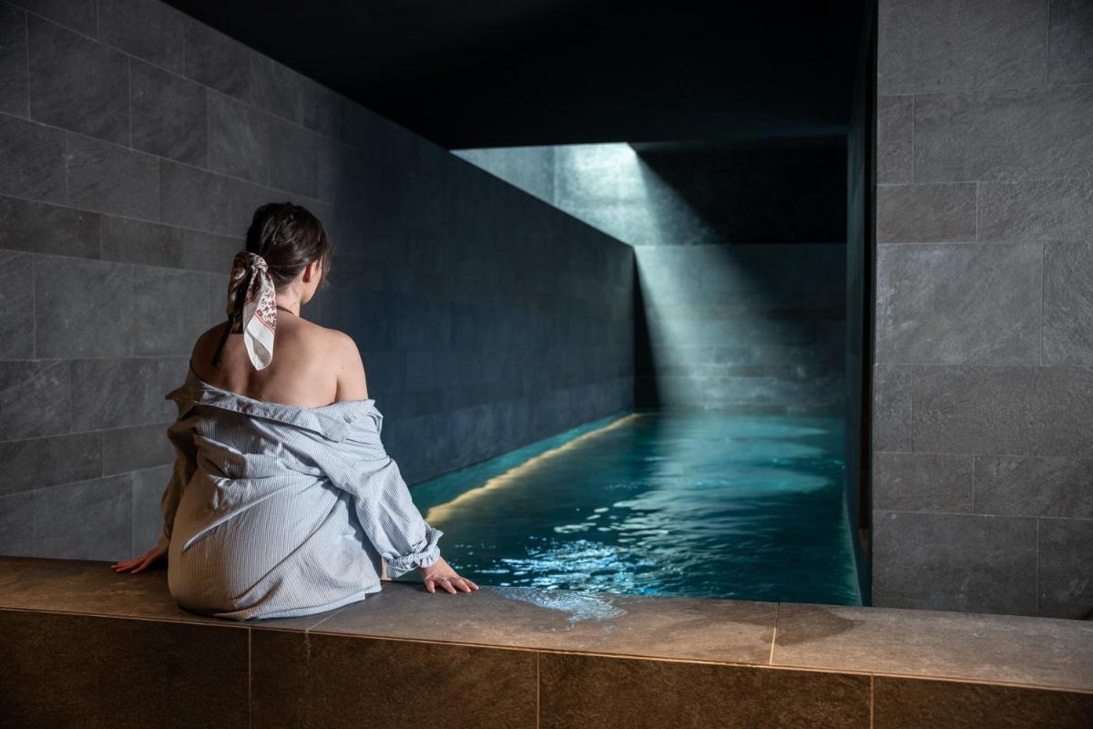 Clients de l'établissement L'Esquisse Hotel & Spa Colmar - MGallery Collection