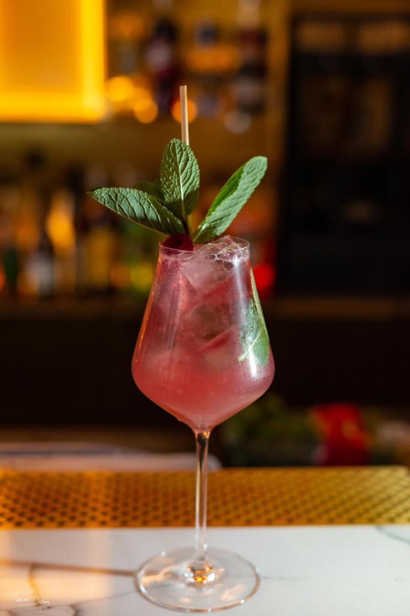 Boissons dans l'établissement L'Esquisse Hotel & Spa Colmar - MGallery Collection