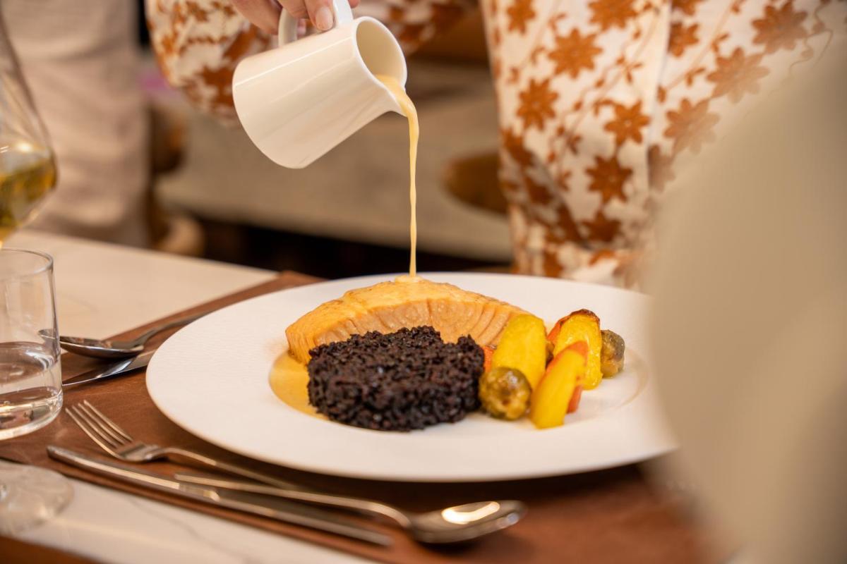Nourriture dans l'hôtel ou à proximité