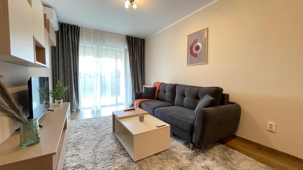 AD Apartments - Housity