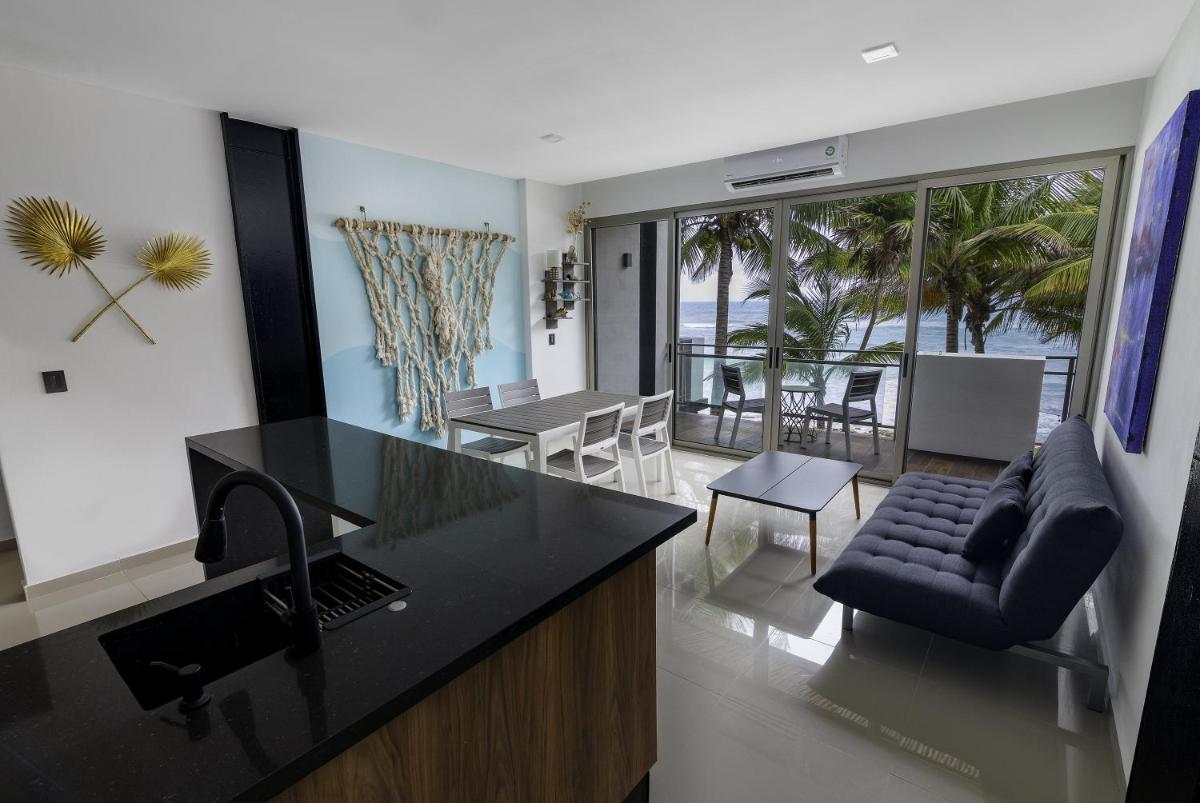 Angelina 28 Beachfront and Family Apartments - Modern and Relaxing Long Stays - 20 min from Cancun Airport - Housity