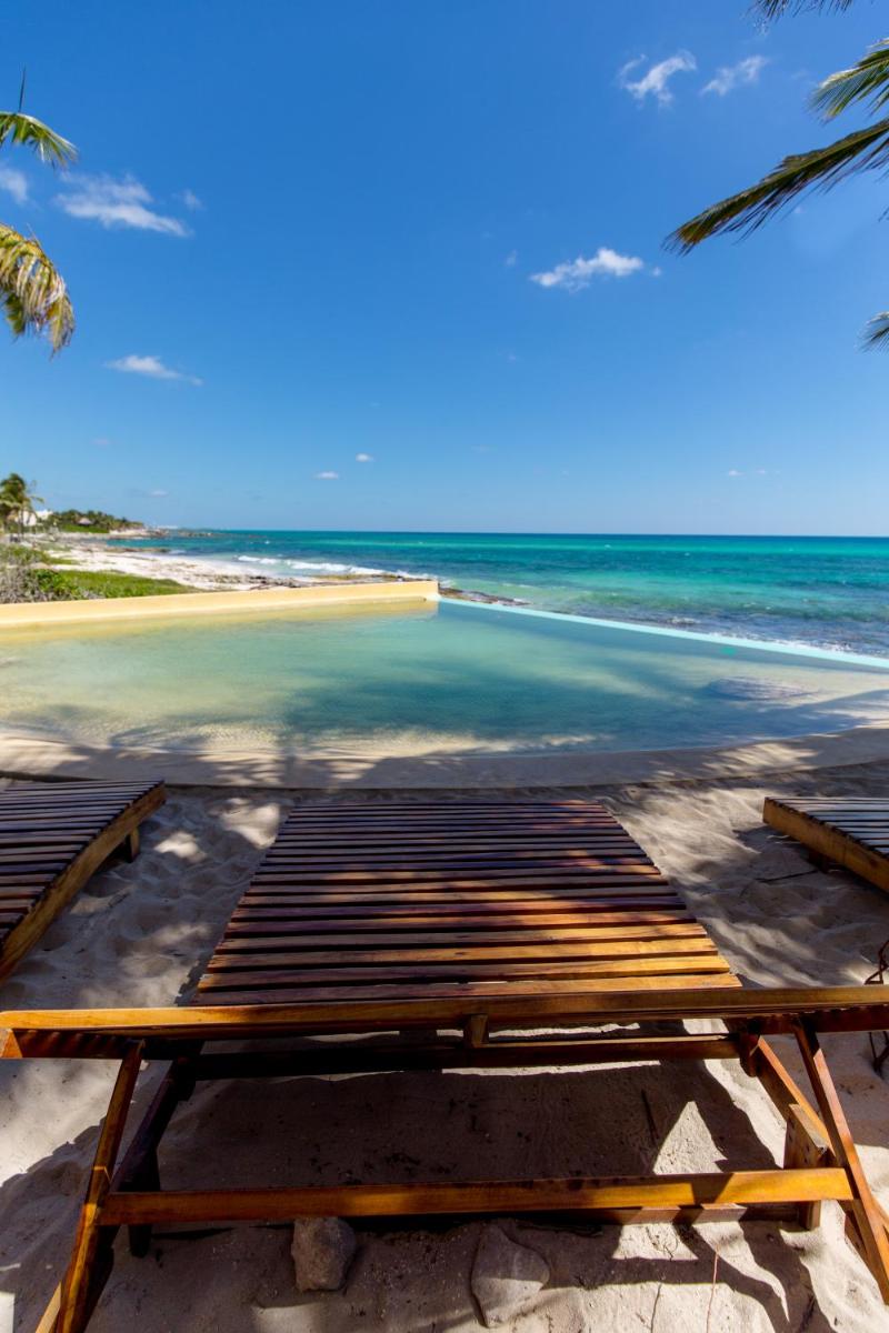 Angelina 28 Beachfront and Family Apartments - Modern and Relaxing Long Stays - 20 min from Cancun Airport - Housity