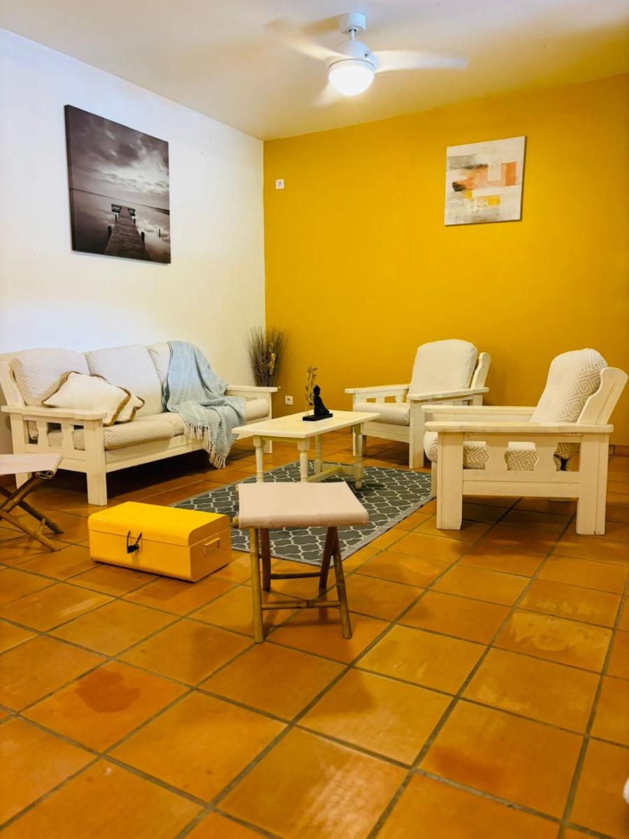 Les Tuiles Rouges - Housity