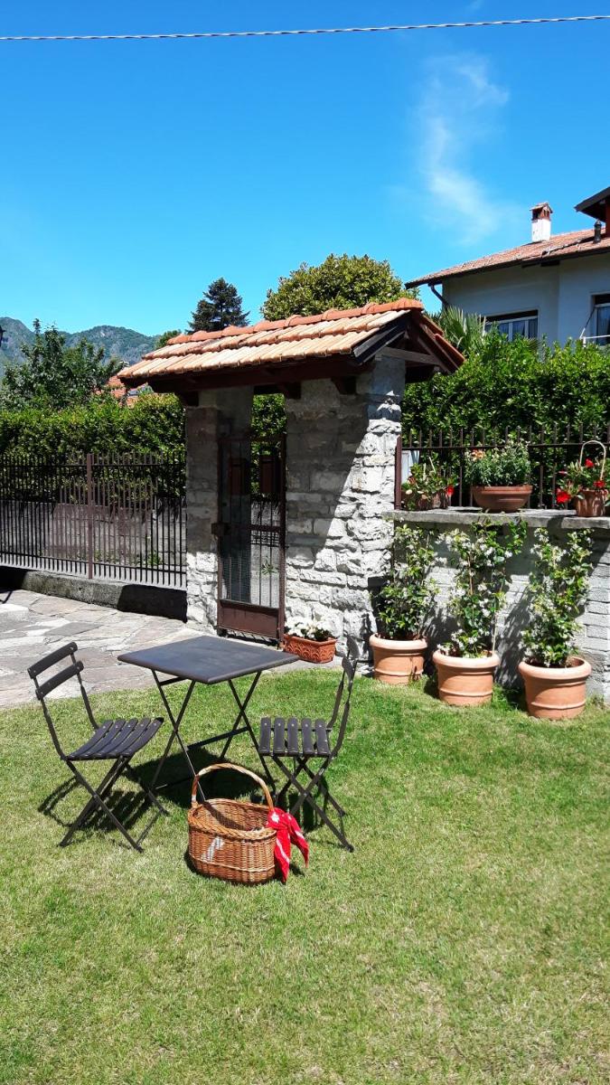 Neos Holiday House by La turr de Mezz Lca Bellagio - Housity