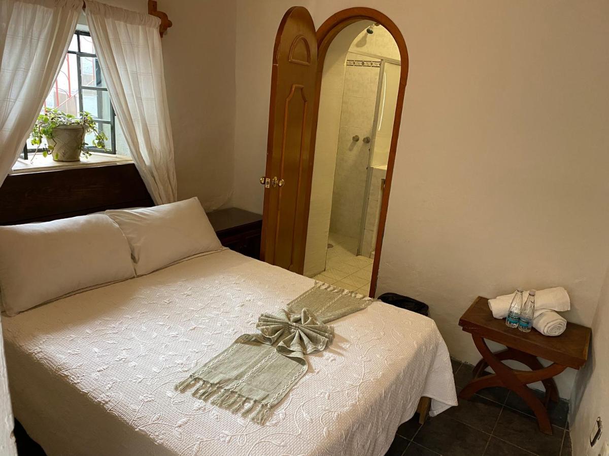 Hotel Jardín de Cervantes - Housity