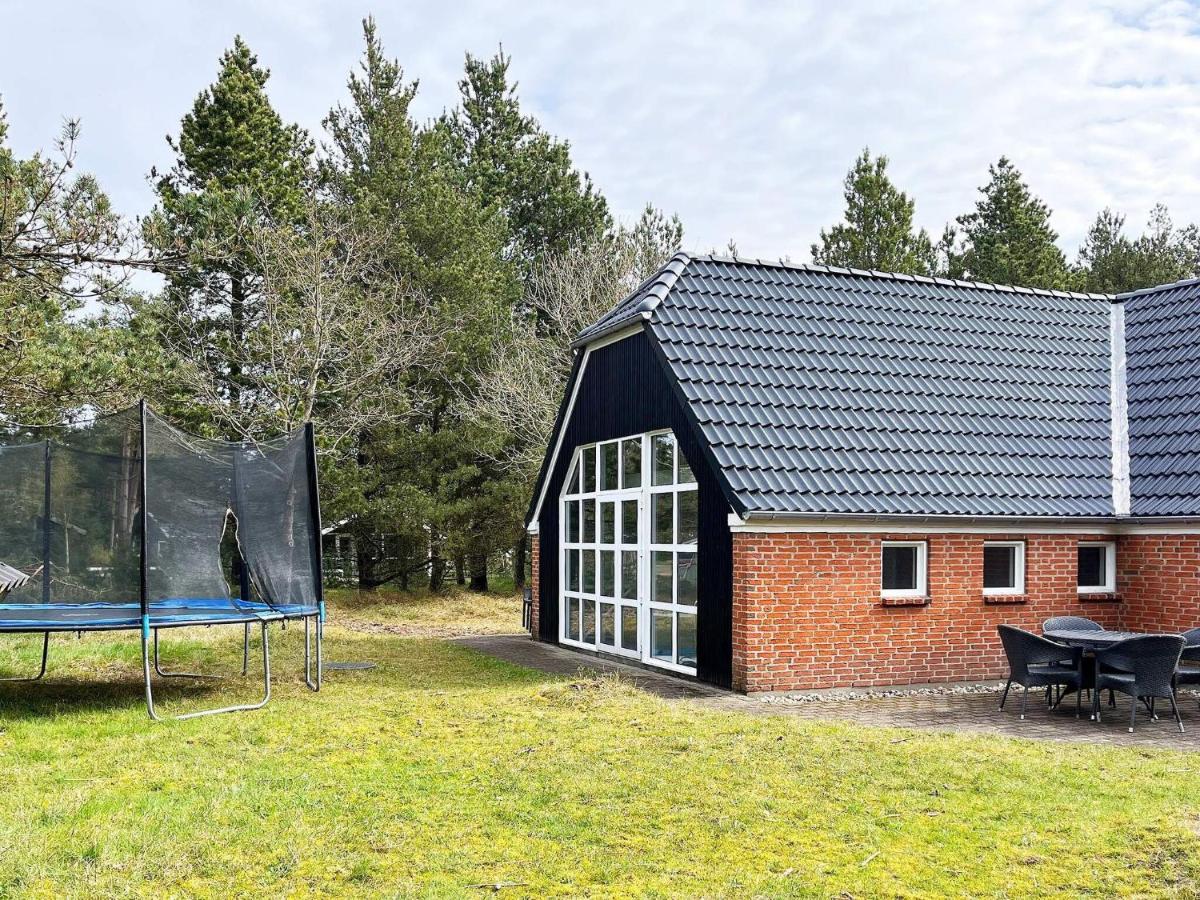10 person holiday home in Nørre Nebel - Housity