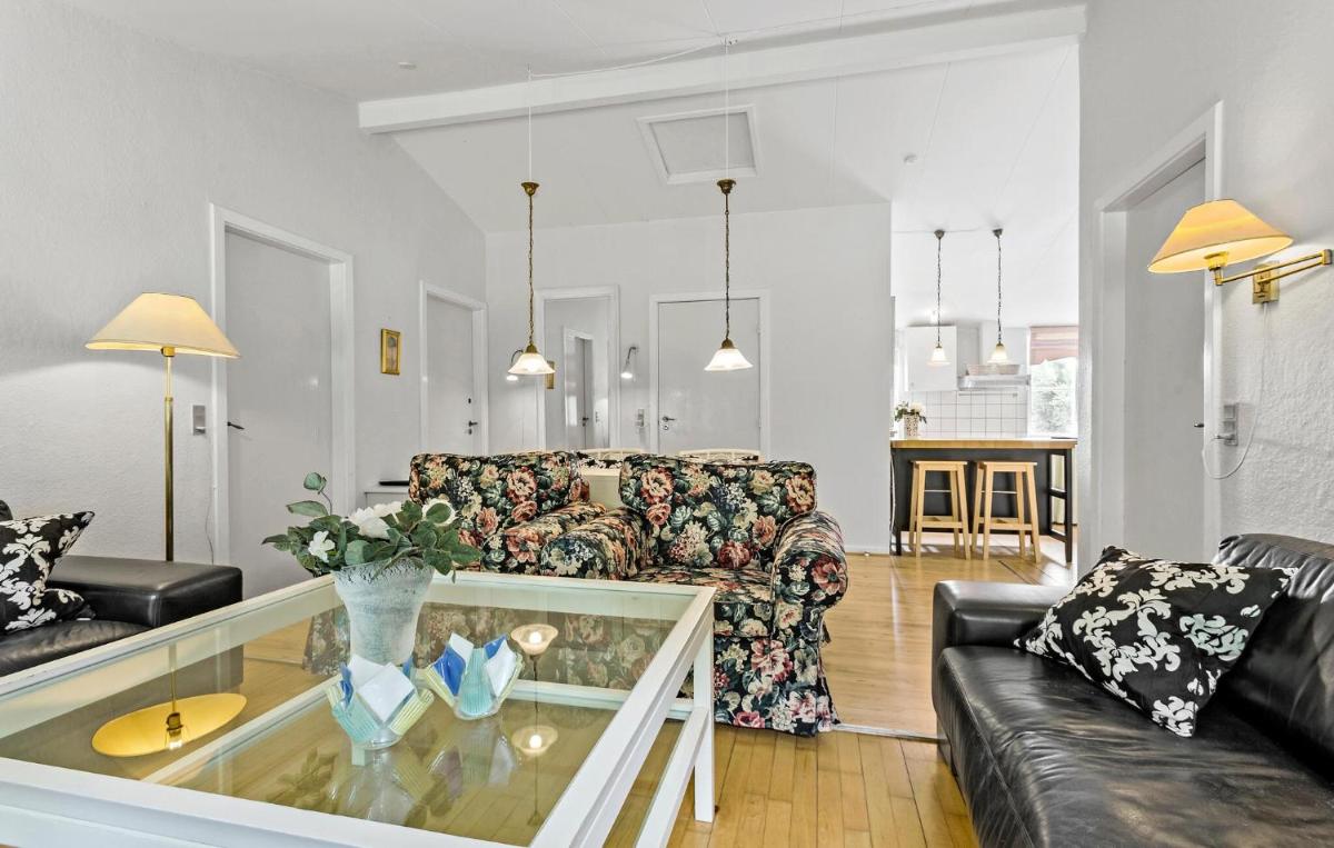 Hus 1 - Housity