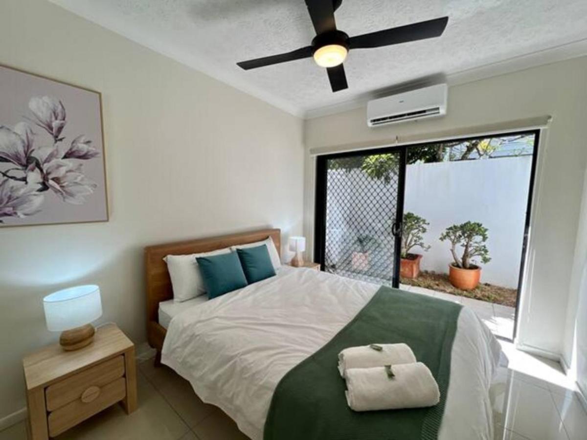 Suitetrails - Large Balcony Unit with Parking Included